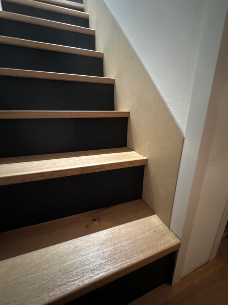 Stylobate, le gabarit en place